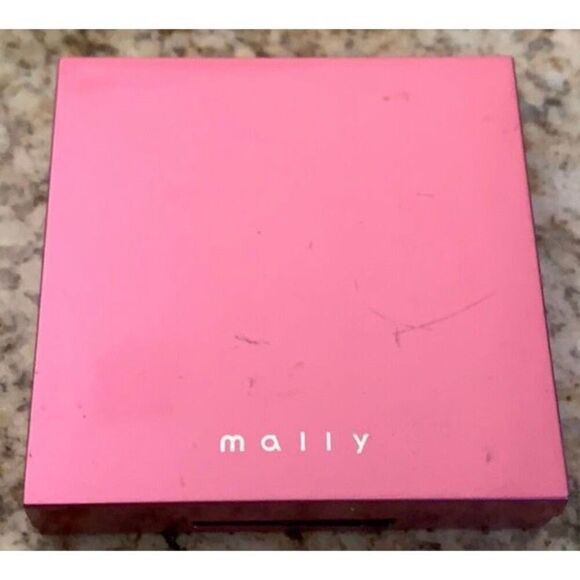 MALLY BEAUTY - 🎉HP🎉 NWT Visable Skin Bronzer/"Deeper”/New w/o Box, Comes w/Brush - Picture 2 of 9